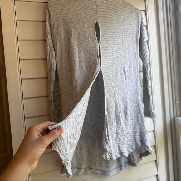 Free People Grey Open Back Long Sleeve Shirt - Picture 4 of 5